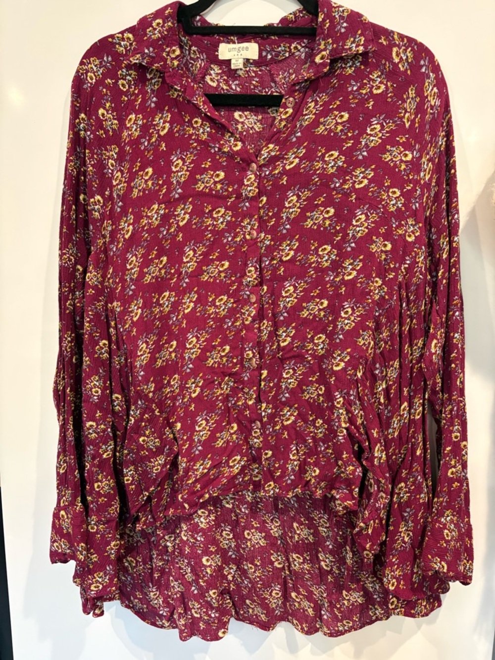 UMGEE FLORAL BUTTON DOWN BLOUSE